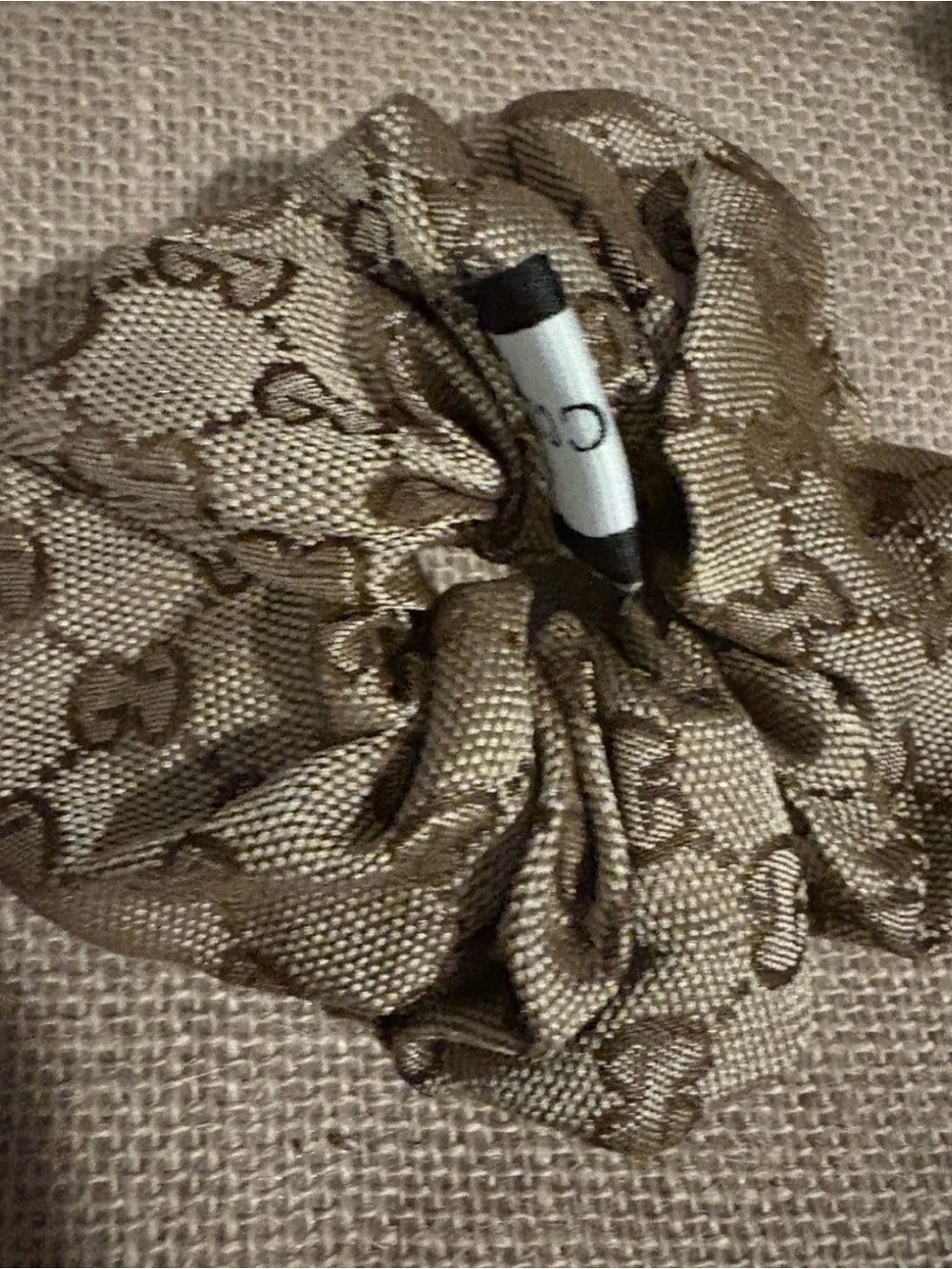 Gucci Scrunchie - Picture 3 of 4